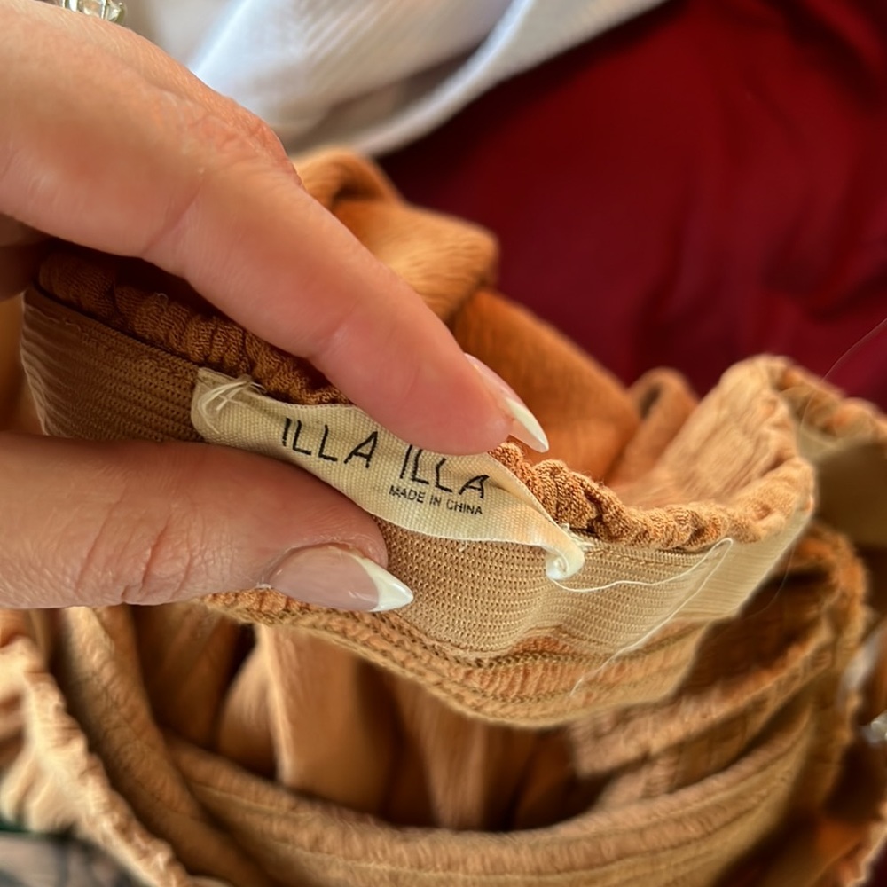 Tan Dress - Size M - Picture 5 of 5